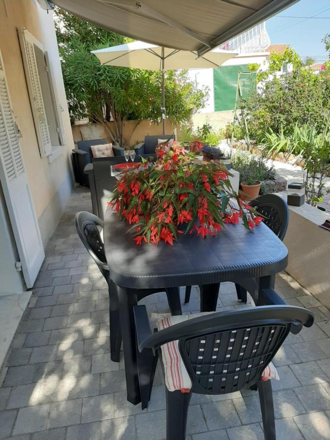 Clos Victor Spacieux 2 Pieces Toulon Exterior foto